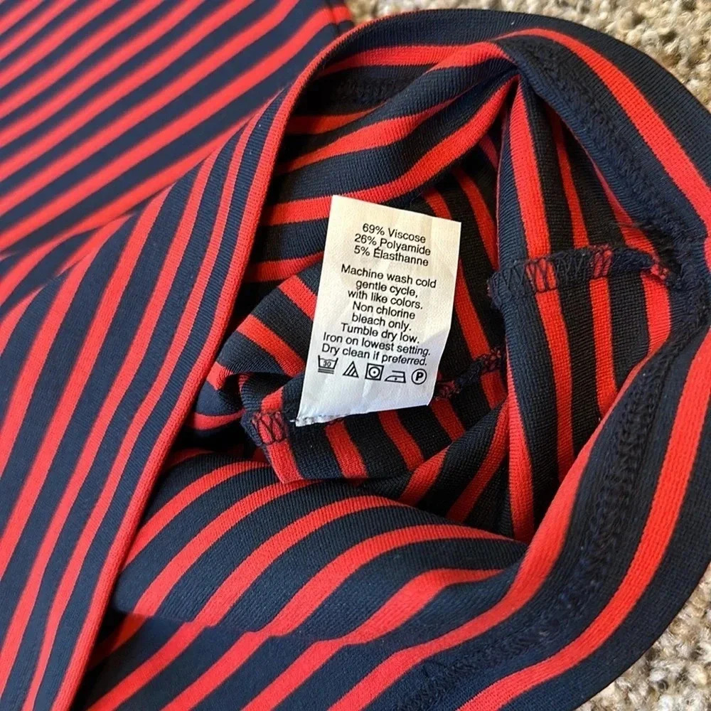 Madewell Slim Fit Knit Pencil skirt, Like New, Size small - Picture 5 of 5